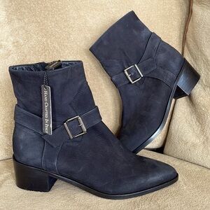 Brand New Avellini Genuine Leather Black Heeled Zipper Ankle Boots Made in Italy